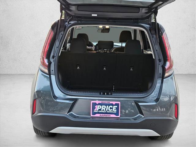 Used 2025 Kia Soul LX w/ LX Technology Package image 6