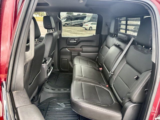 Used 2020 GMC Sierra 1500 SLT RWD image 22