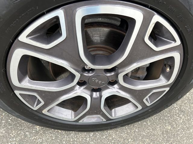 Used 2015 Jeep Renegade Limited AWD/4WD image 9