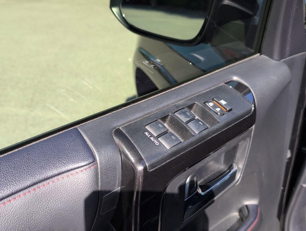 Used 2023 Toyota 4Runner TRD Off-Road Premium w/ Moonroof Package AWD/4WD image 10