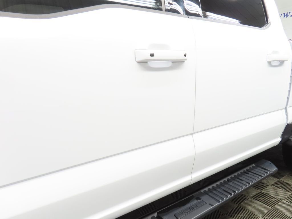 Used 2024 Ford F350 XLT w/ XLT Premium Package AWD/4WD image 38