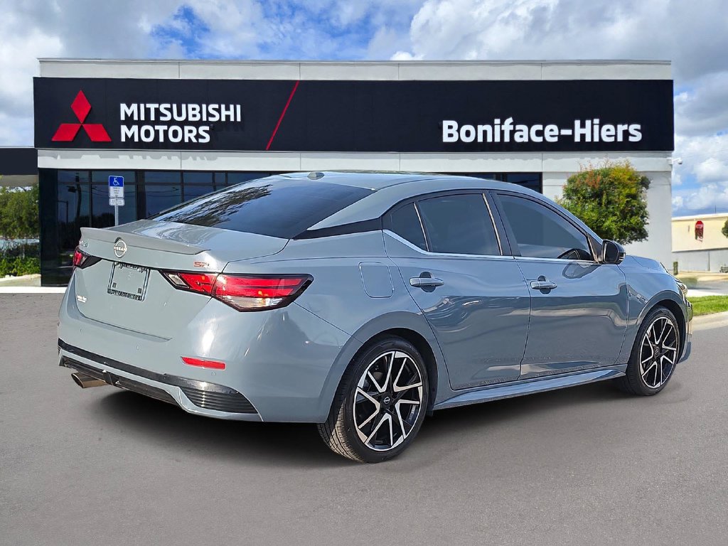 Used 2024 Nissan Sentra SR w/ SR Premium Package FWD image 4
