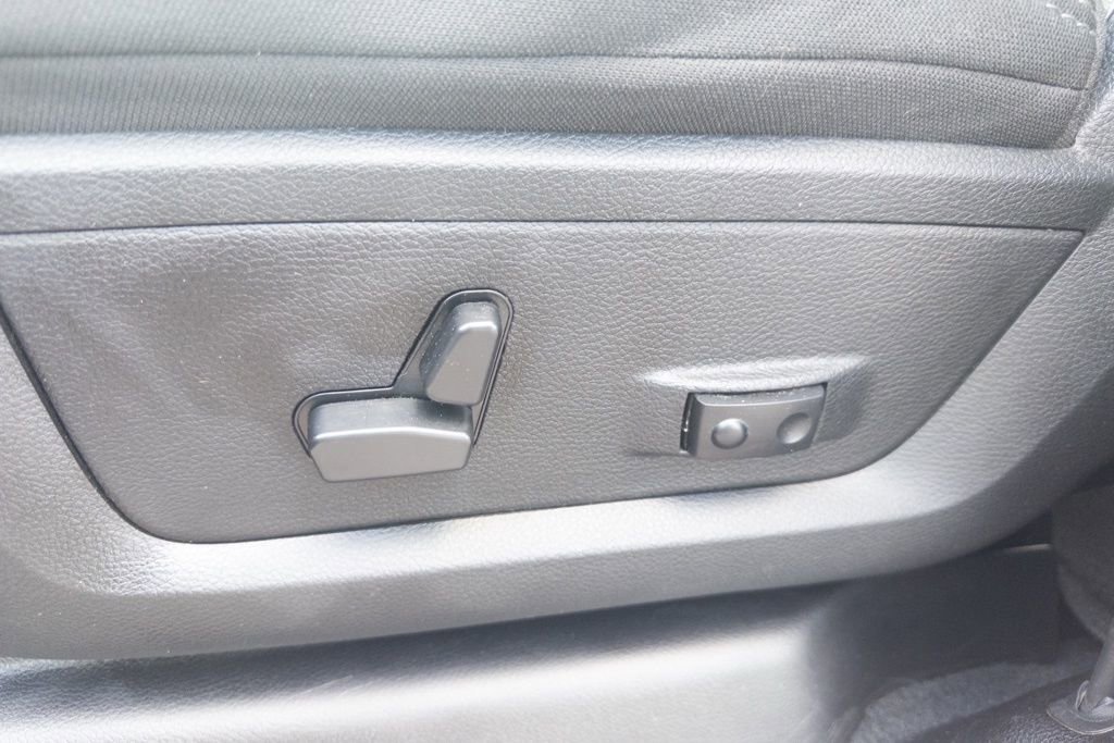 Used 2024 RAM 2500 Big Horn image 16