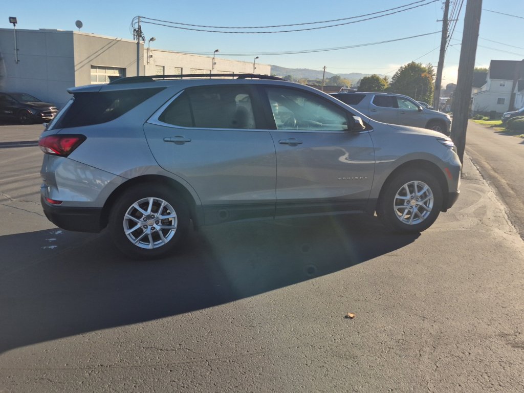 Used 2024 Chevrolet Equinox LT w/ LPO, Floor Liner Package AWD/4WD image 8