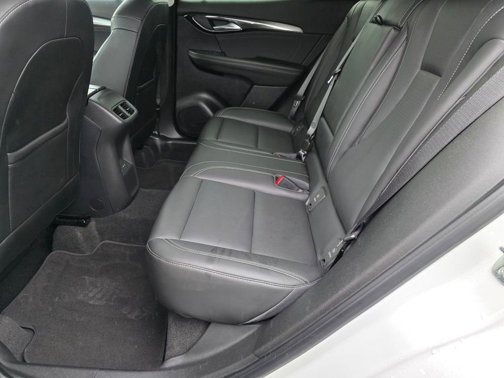 Used 2024 Buick Envision Preferred image 20