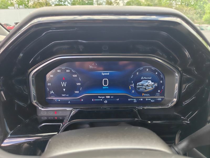 Used 2025 Chevrolet Silverado 1500 LT AWD/4WD image 15