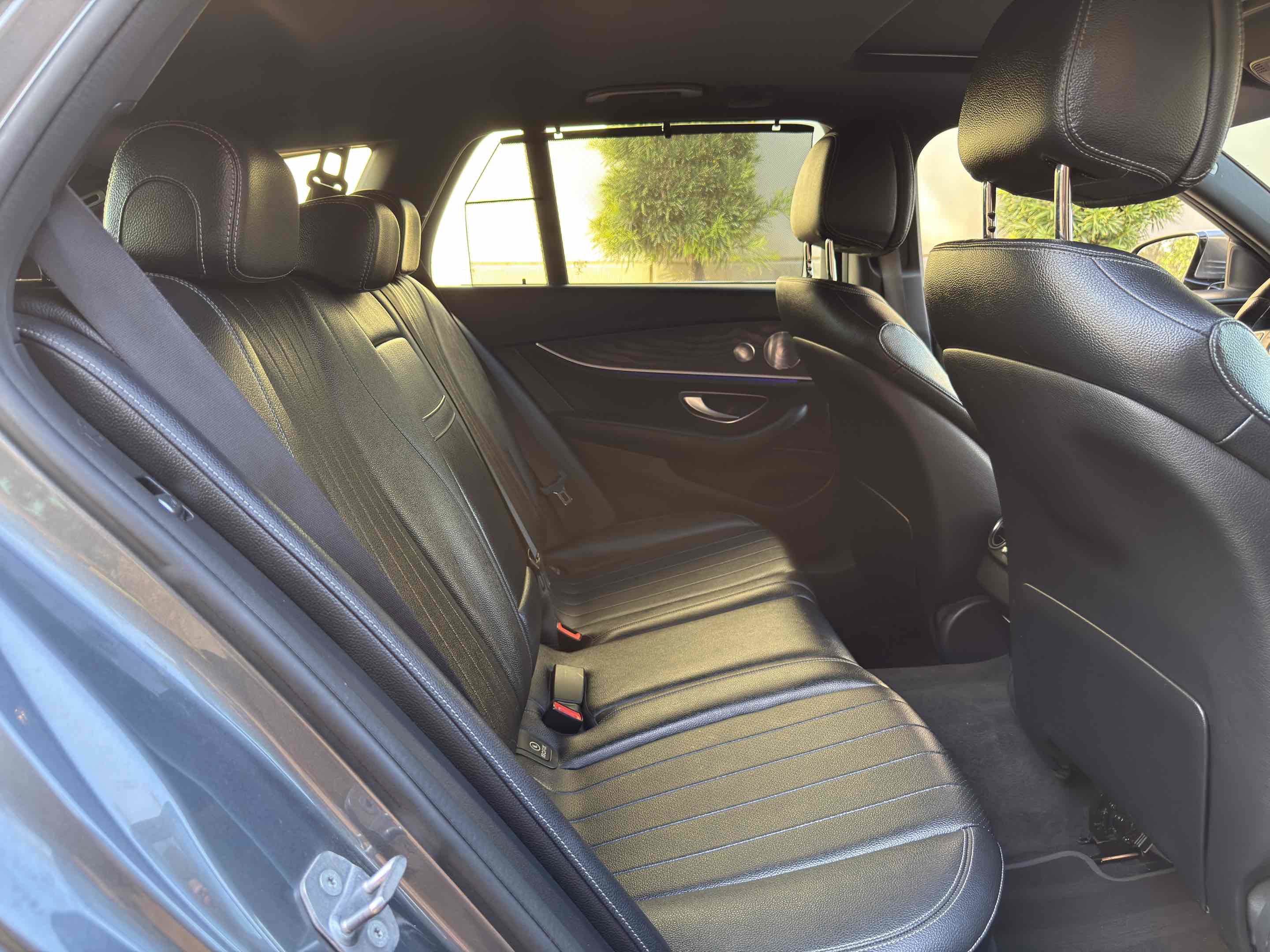 Used 2017 Mercedes-Benz E 400 4MATIC Wagon image 77