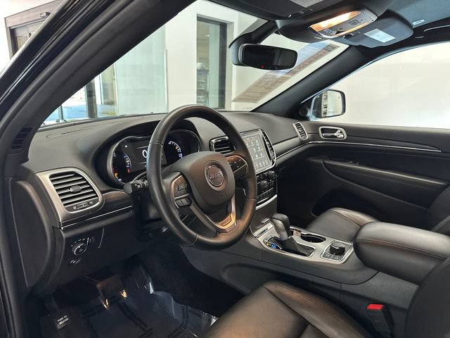 Used 2019 Jeep Grand Cherokee Limited AWD/4WD image 17