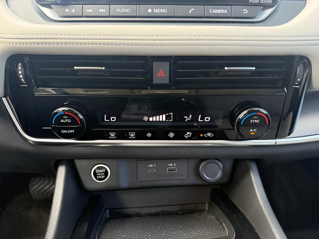 Used 2022 Nissan Rogue SV FWD image 27