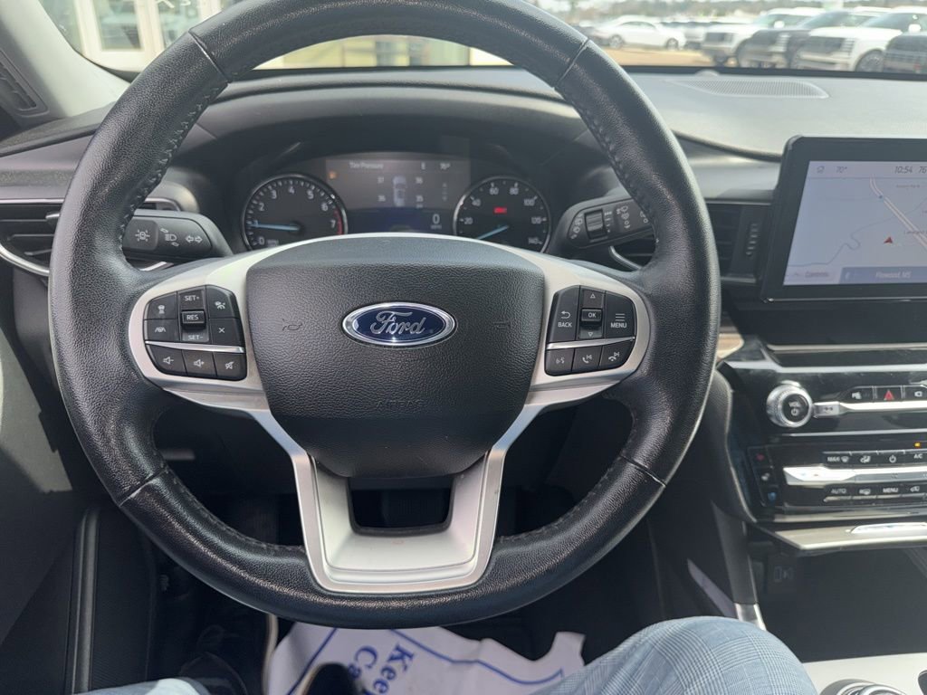 Used 2023 Ford Explorer Limited w/ Equipment Group 301A image 35