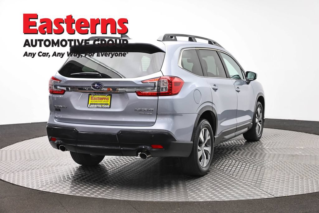 Used 2025 Subaru Ascent Premium AWD/4WD image 5