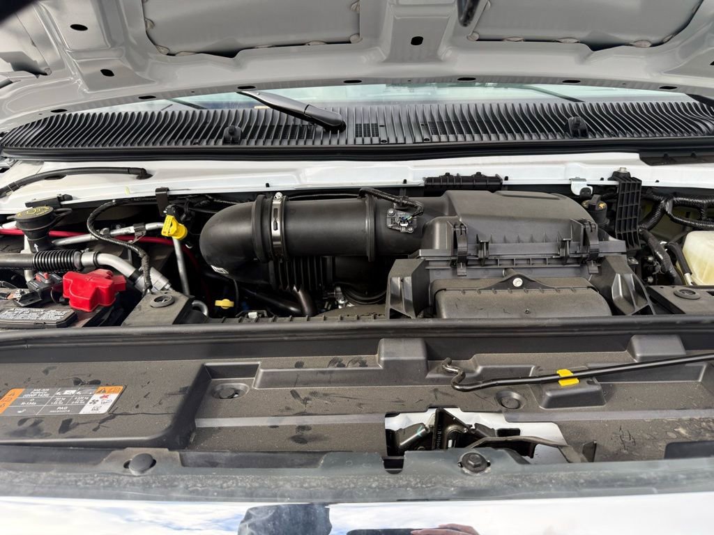 New 2026 Ford E-450 and Econoline 450 Super Duty w/ Power Equipment Group RWD image 11
