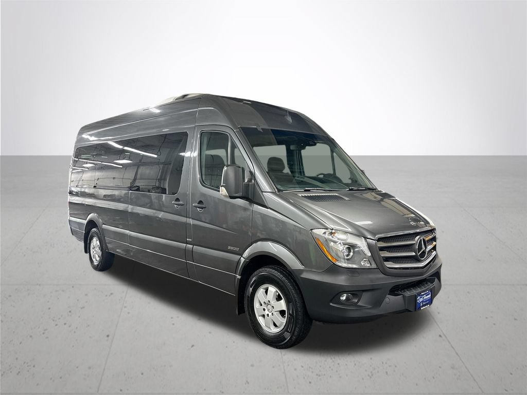Used 2015 Mercedes-Benz Sprinter 2500 image 4