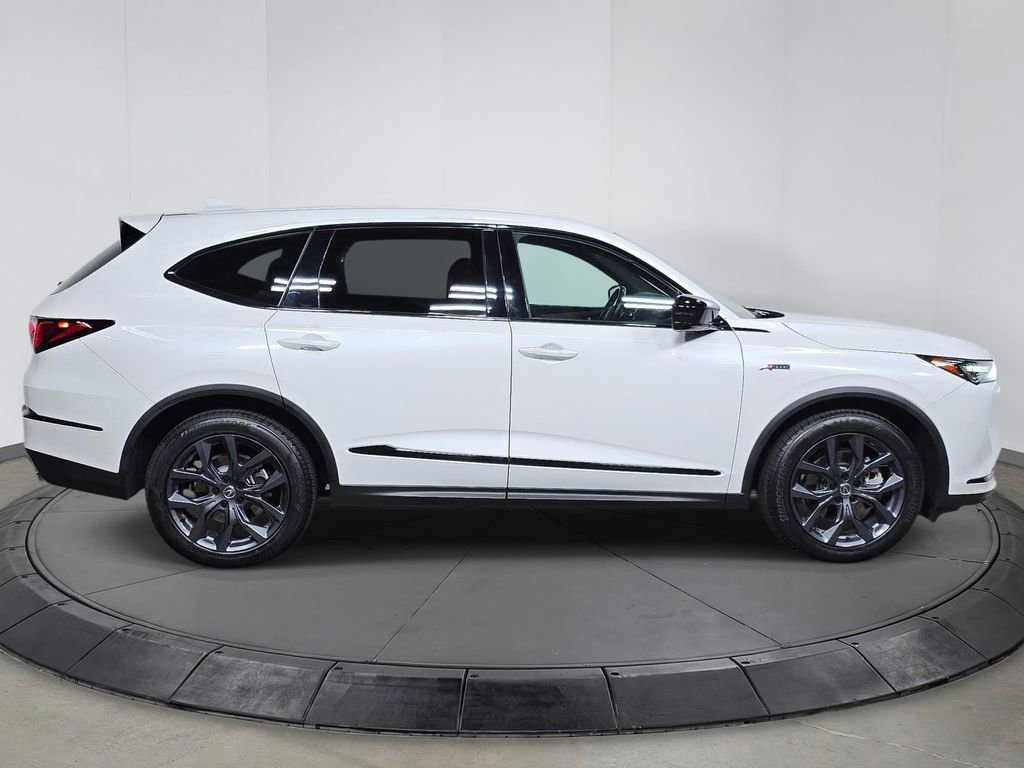 Used 2023 Acura MDX A-Spec image 8