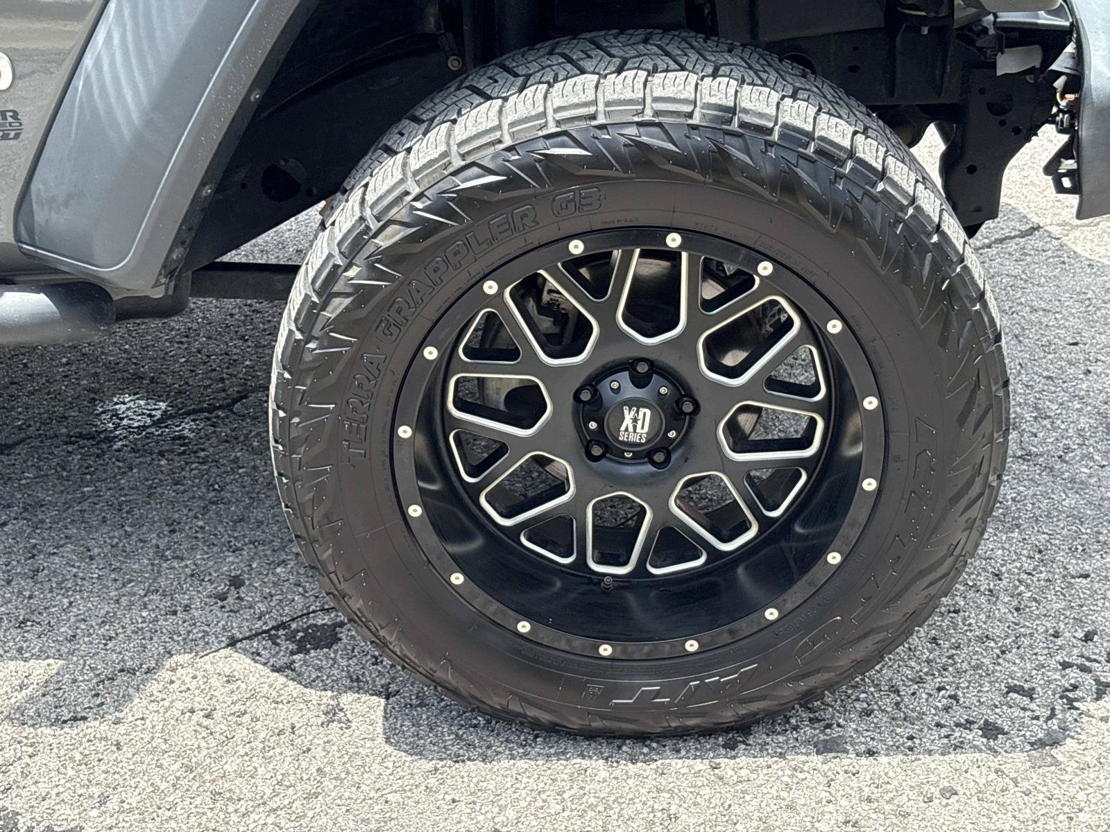 Used 2018 Jeep Wrangler Unlimited Sport AWD/4WD image 10