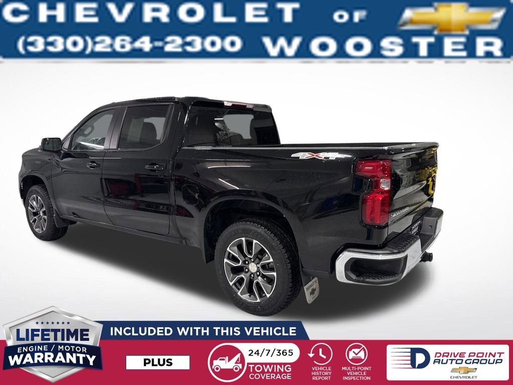 Used 2024 Chevrolet Silverado 1500 LT image 3