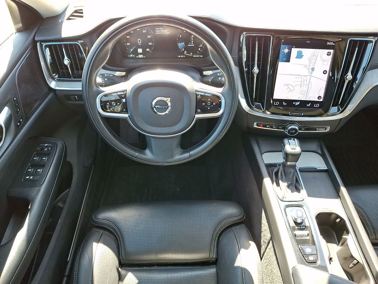 Used 2021 Volvo V60 T5 Cross Country w/ Lounge Package AWD/4WD image 12