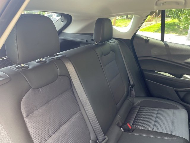 Used 2024 Chevrolet Trax LT image 32
