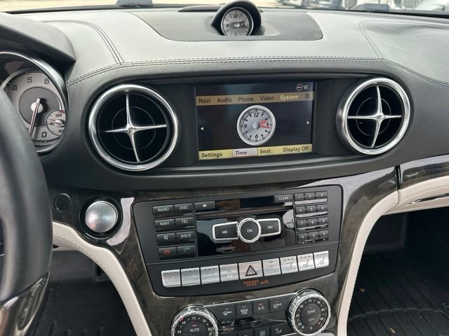 Used 2013 Mercedes-Benz SL 550 image 21