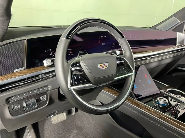 Used 2025 Cadillac Escalade ESV Sport Platinum image 8