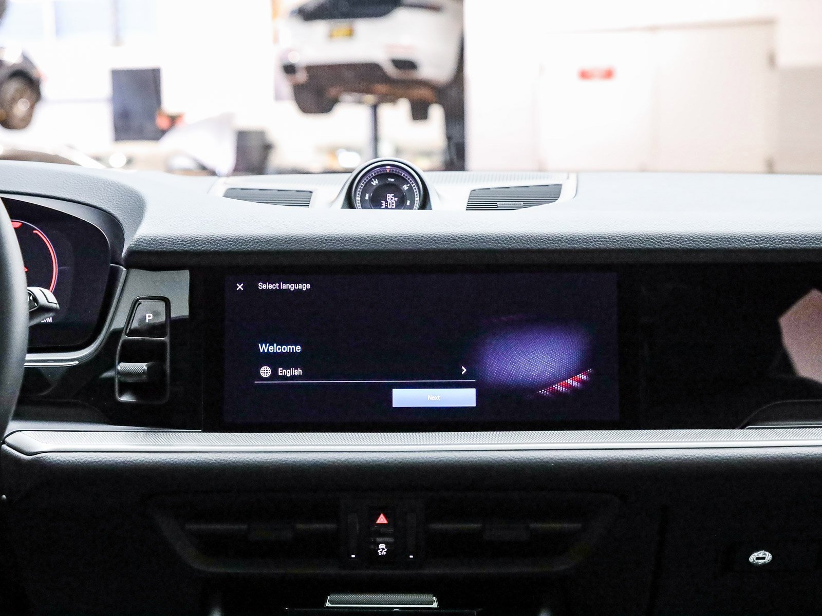 Used 2025 Porsche Cayenne image 18