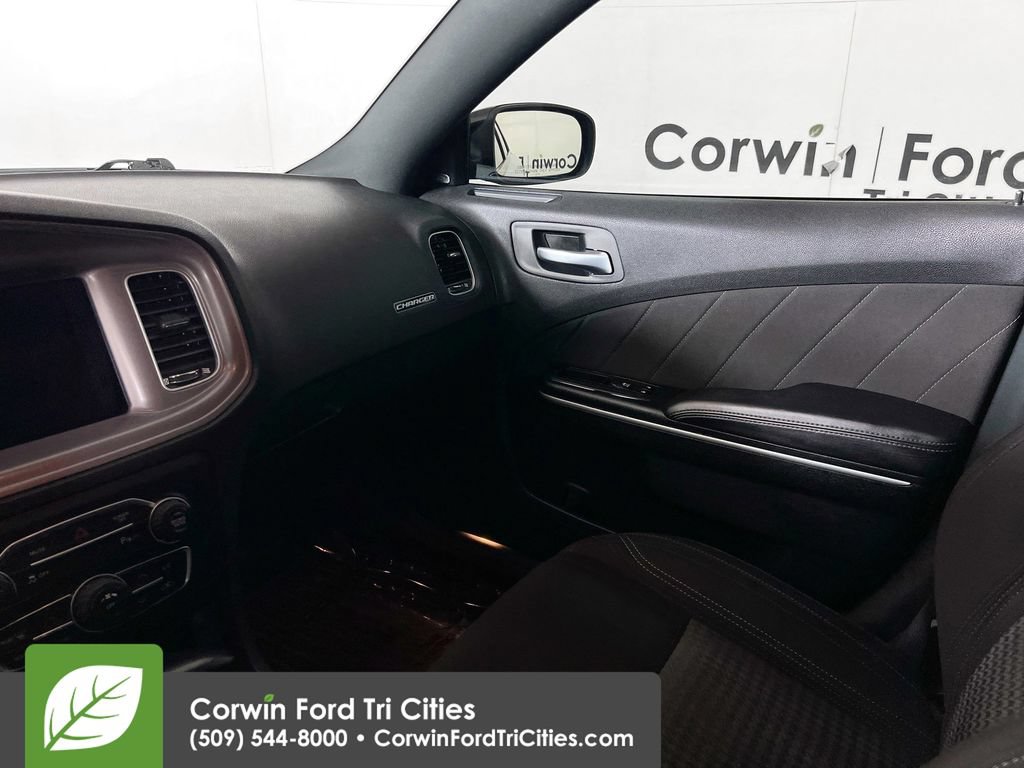 Used 2023 Dodge Charger SXT RWD image 26