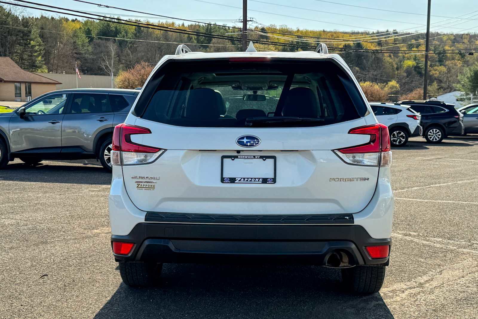 Certified 2023 Subaru Forester Premium AWD/4WD image 4
