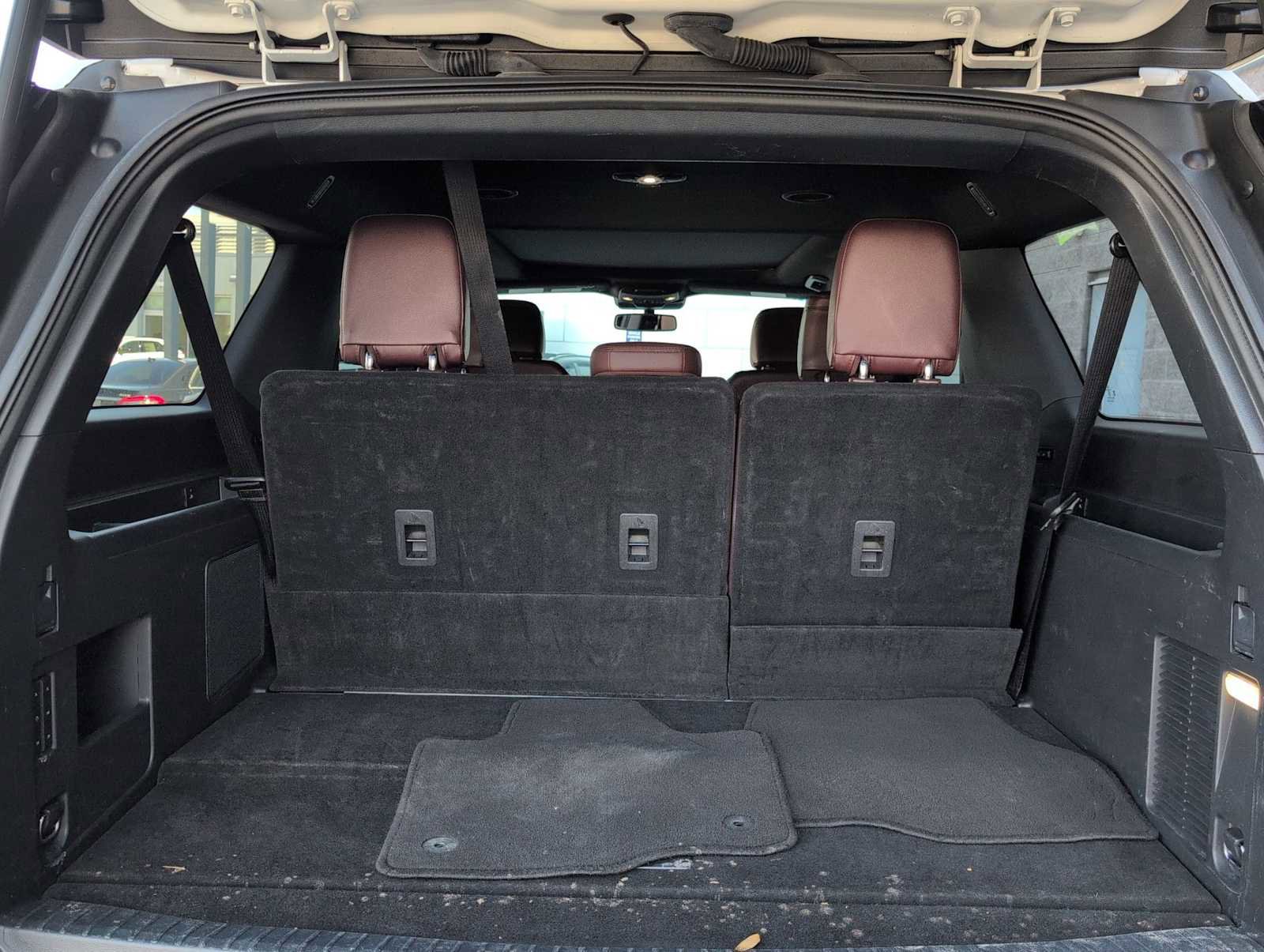 Used 2023 Ford Expedition Max Limited image 35