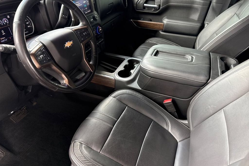 Used 2020 Chevrolet Silverado 2500 High Country w/ Technology Package image 5