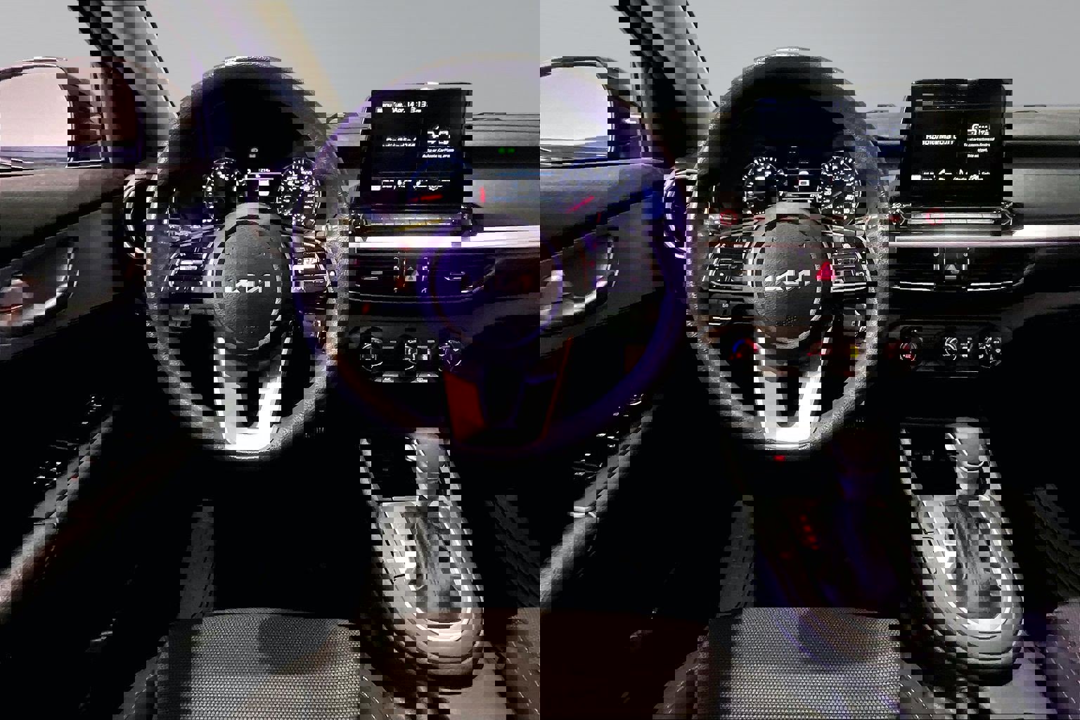 Used 2022 Kia Forte LXS image 8