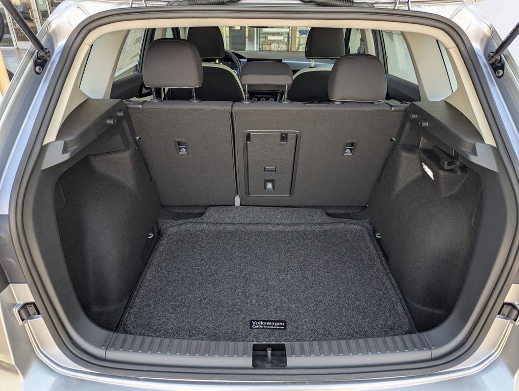 New 2025 Volkswagen Taos S FWD image 18