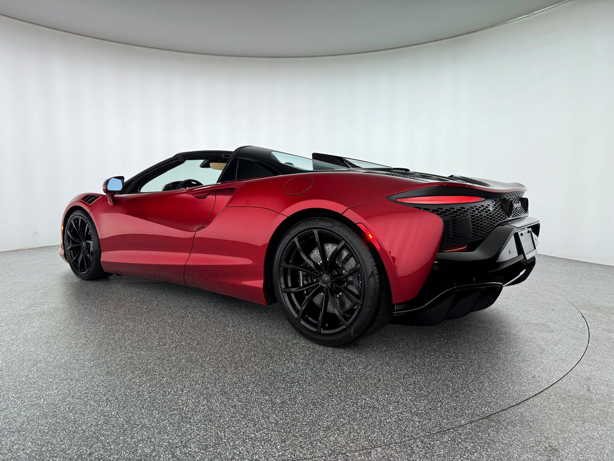 New 2025 McLaren Artura Spider image 2