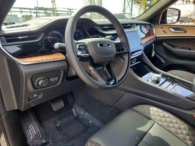 New 2026 Jeep Grand Cherokee L Summit w/ Obsidian Package AWD/4WD image 19
