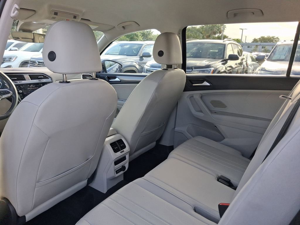 Used 2023 Volkswagen Tiguan SE FWD image 7