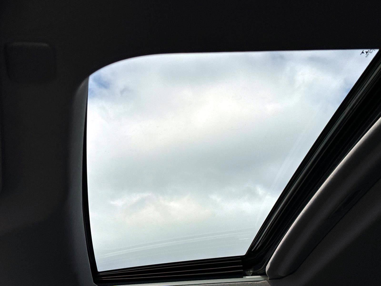 Certified 2022 Chevrolet Silverado 2500 LTZ w/ LTZ Plus Package image 28