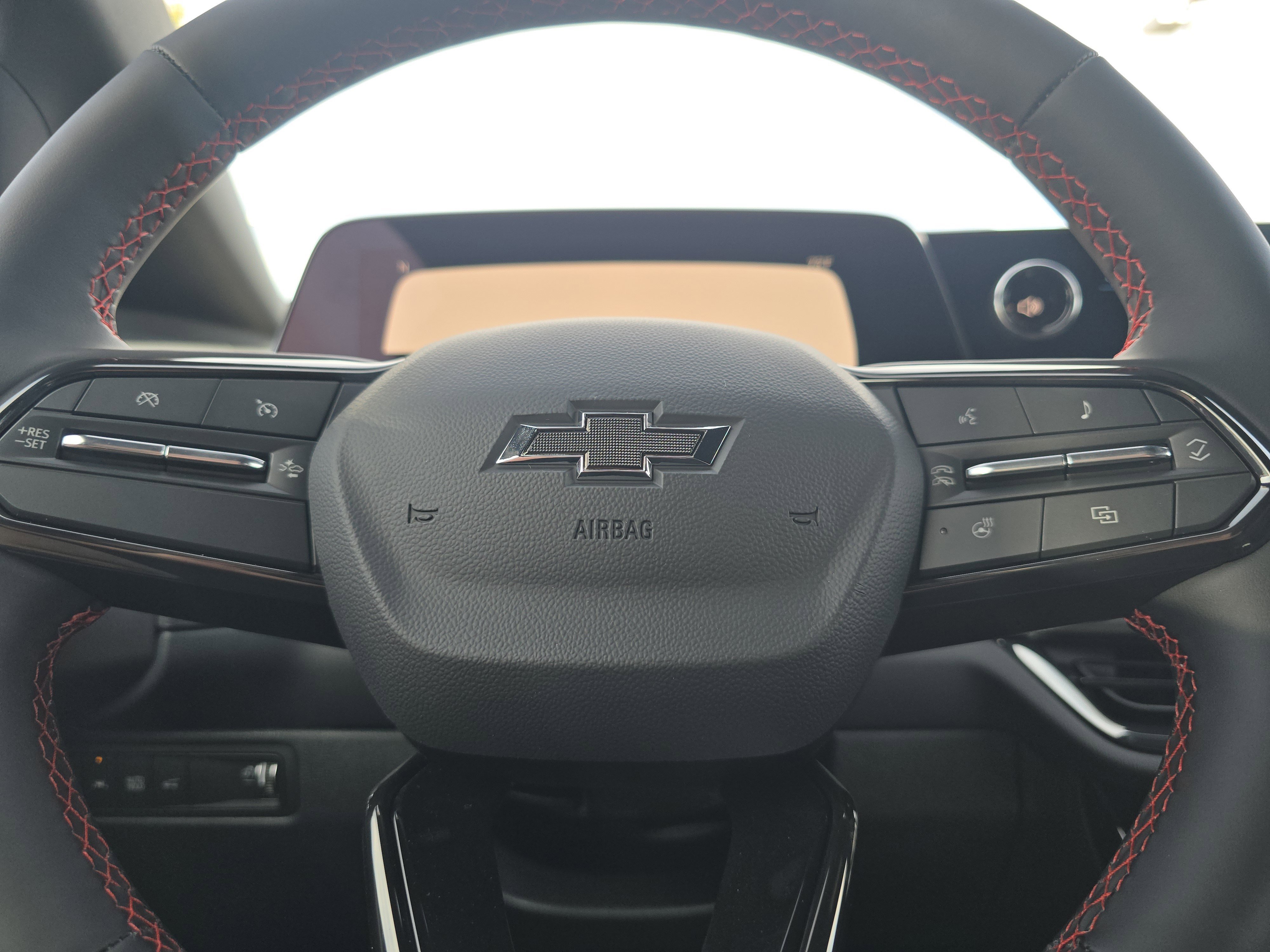 New 2026 Chevrolet Equinox EV RS image 29