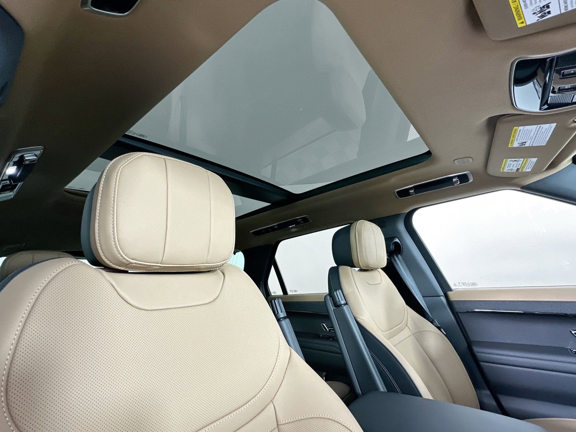 Certified 2025 Land Rover Range Rover Sport Dynamic SE image 20