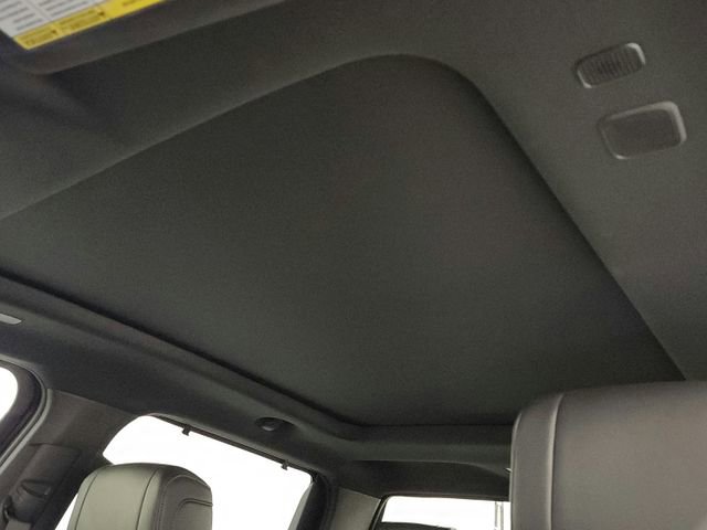 Used 2023 Toyota Tundra Platinum AWD/4WD image 34