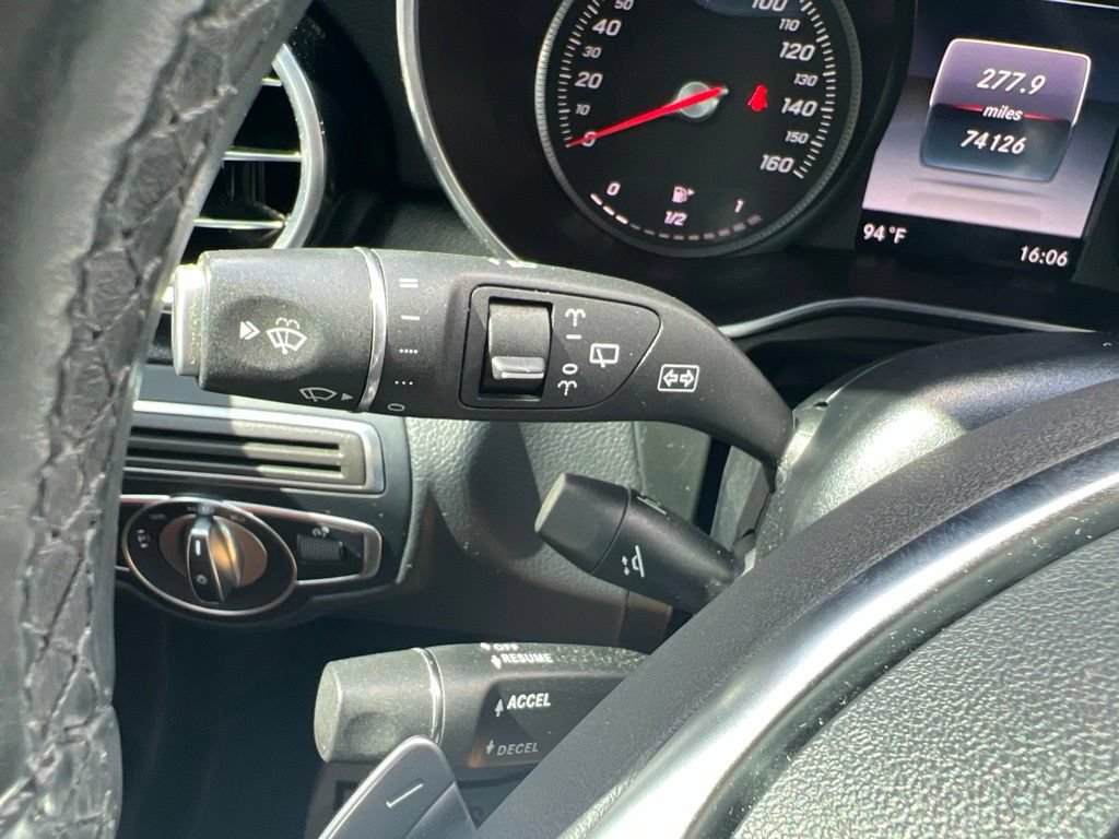 Used 2019 Mercedes-Benz GLC 300 image 45