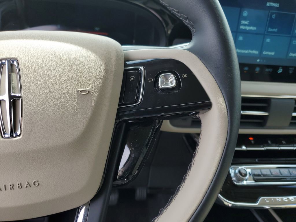 New 2026 Lincoln Corsair Premiere FWD image 25
