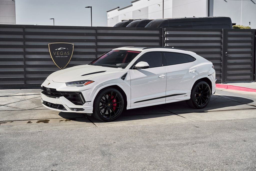 Used 2024 Lamborghini Urus S image 5