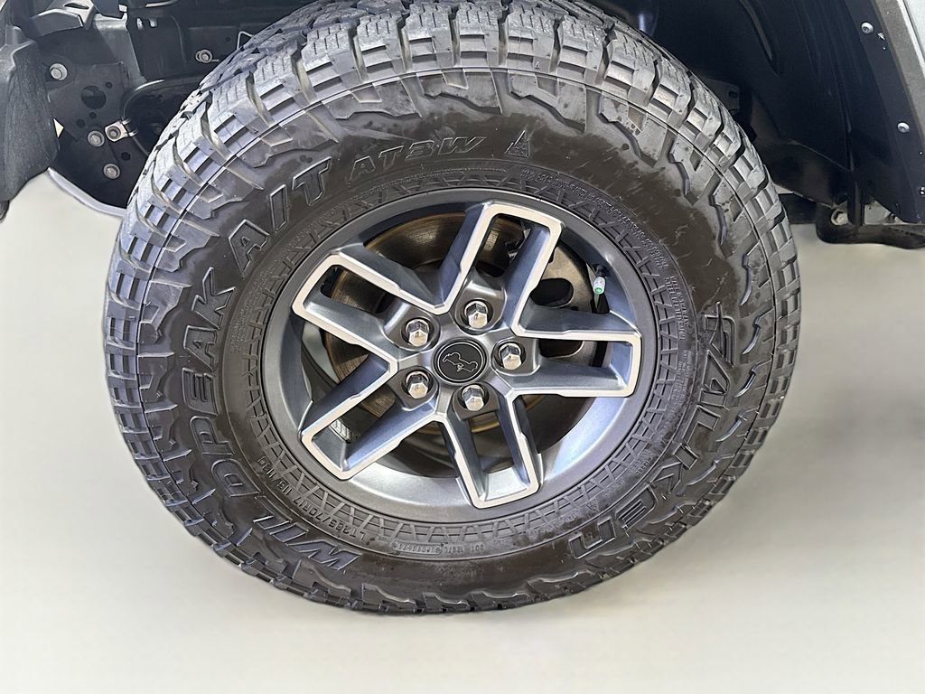 Used 2024 Jeep Gladiator Mojave w/ Technology Group AWD/4WD image 39