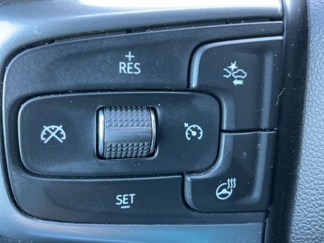 Used 2025 Chevrolet Silverado 2500 LT w/ Convenience Package image 13