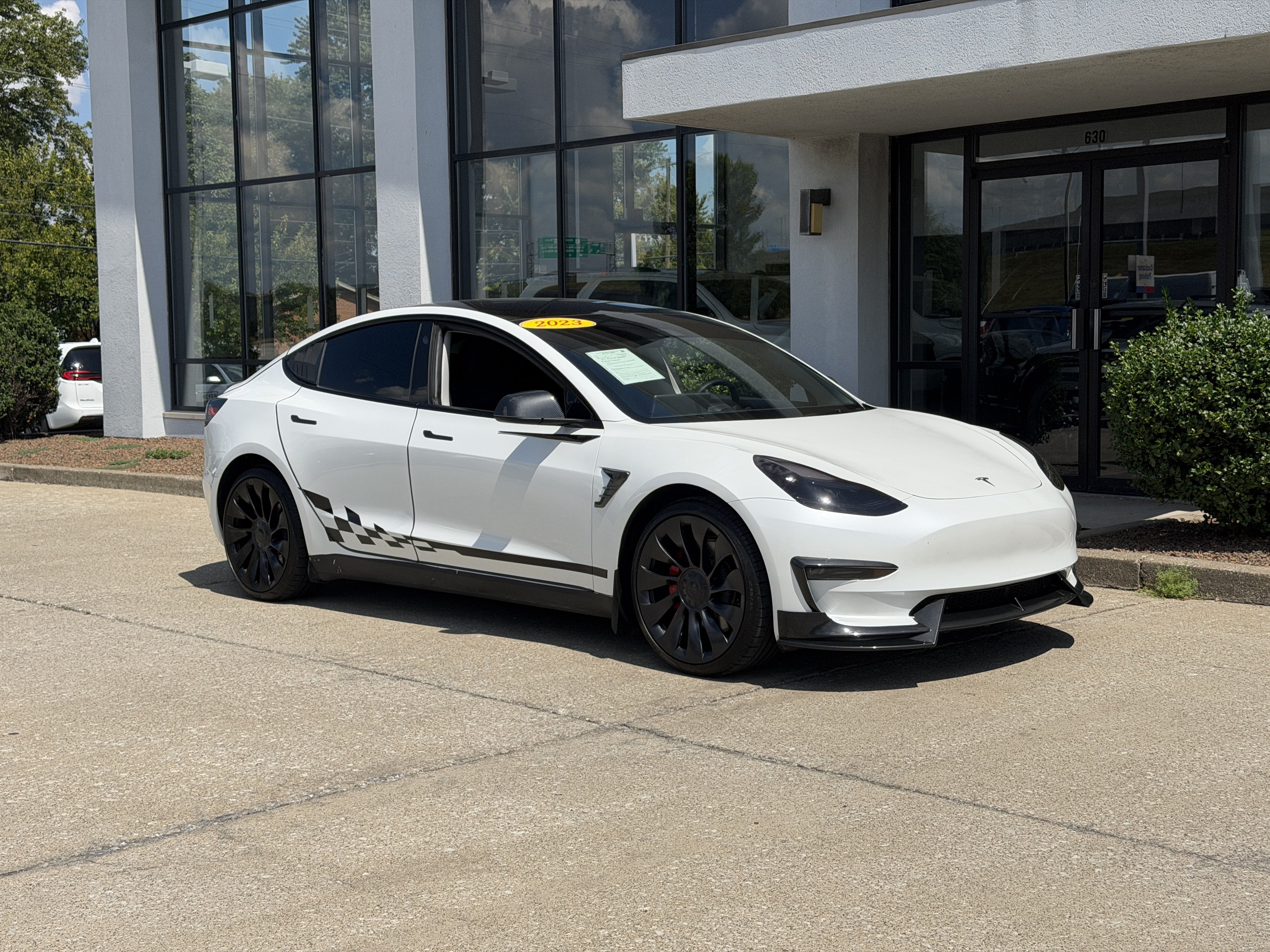 Used 2023 Tesla Model 3 Performance AWD/4WD image 2