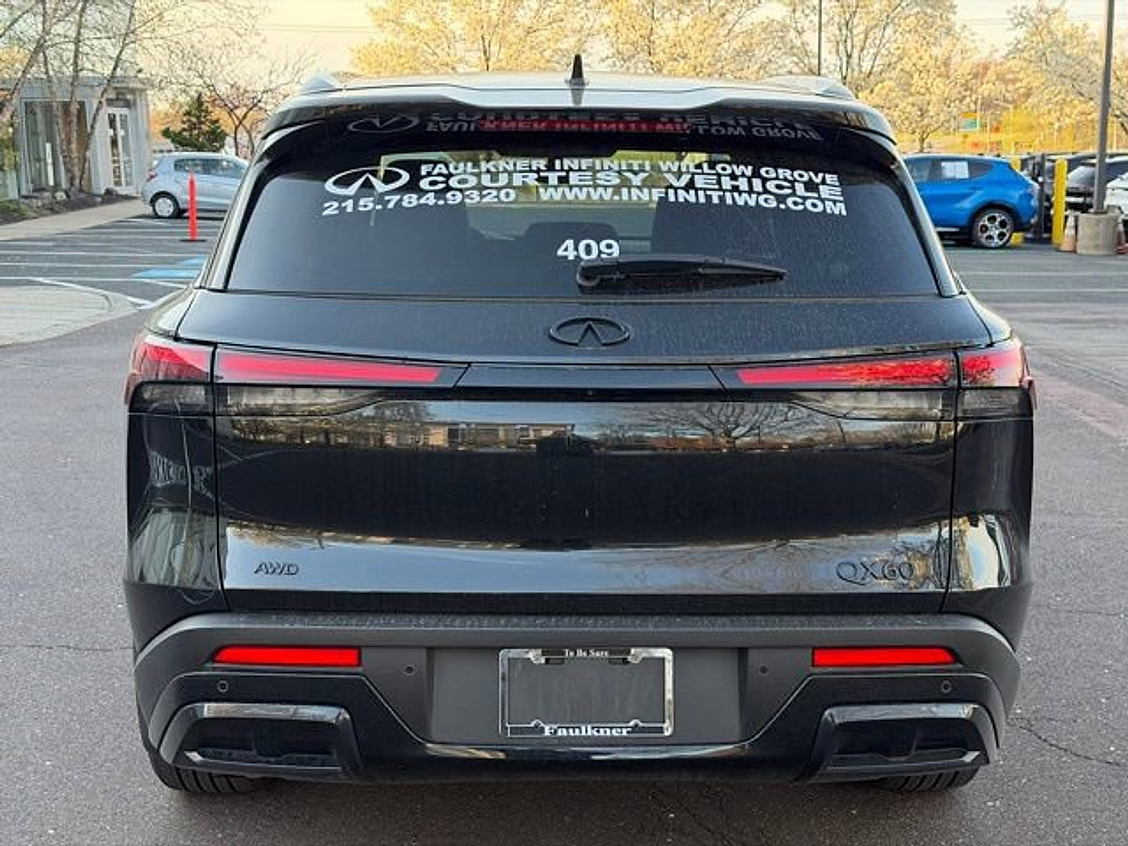 Certified 2025 INFINITI QX60 Luxe w/ Black Edition image 6