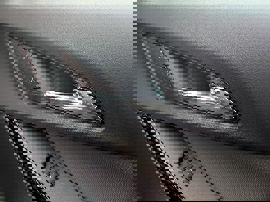 New 2026 Chevrolet Equinox LT w/ Convenience Package II image 32