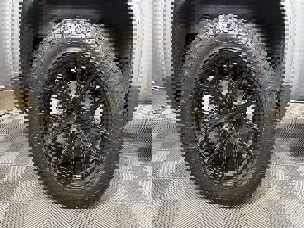 New 2025 GMC Sierra 1500 Elevation w/ Elevation Premium Package image 29