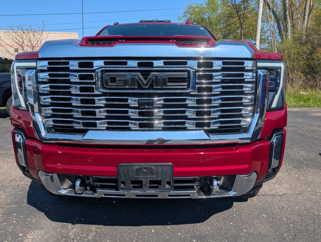Used 2024 GMC Sierra 2500 Denali w/ Denali Reserve Package AWD/4WD image 10