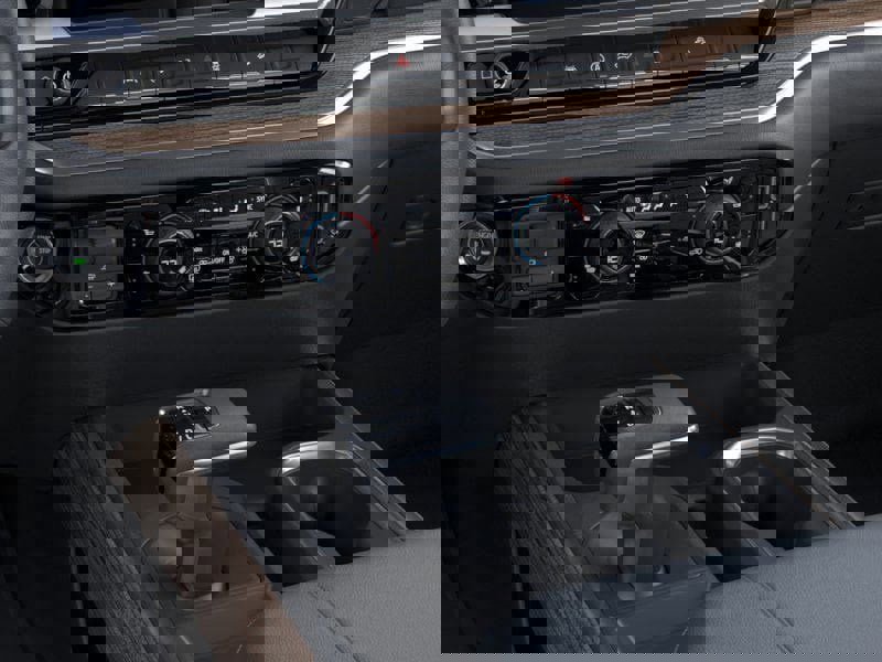 New 2026 Chevrolet Silverado 1500 LT image 23