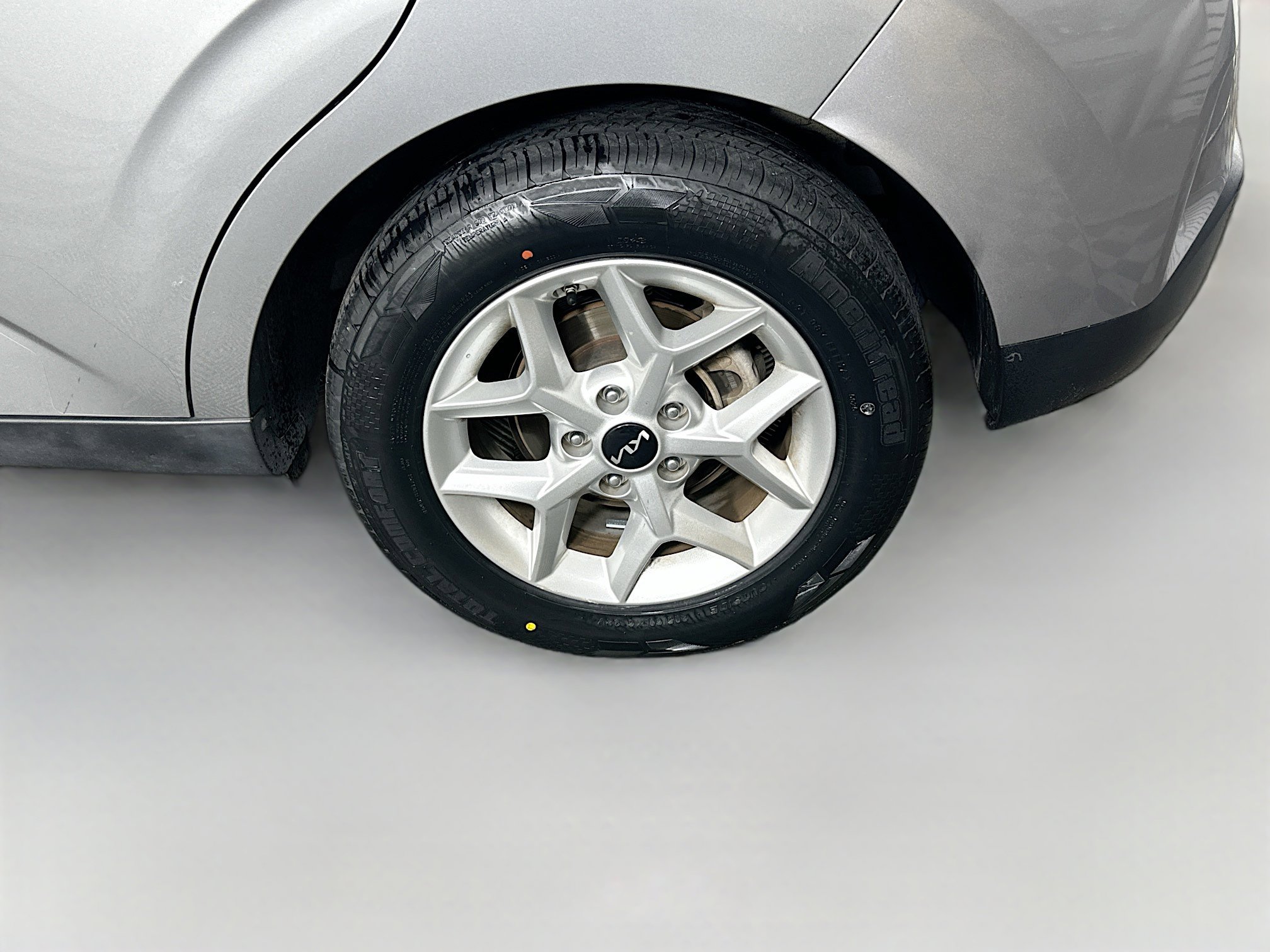 Used 2025 Kia Soul LX w/ LX Technology Package FWD image 11